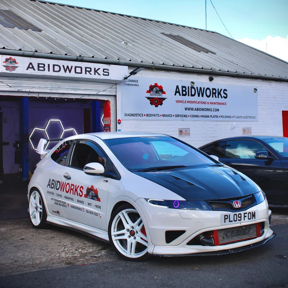 Honda Civic Type R in Abidworks livery outside the workshop on Manor Road